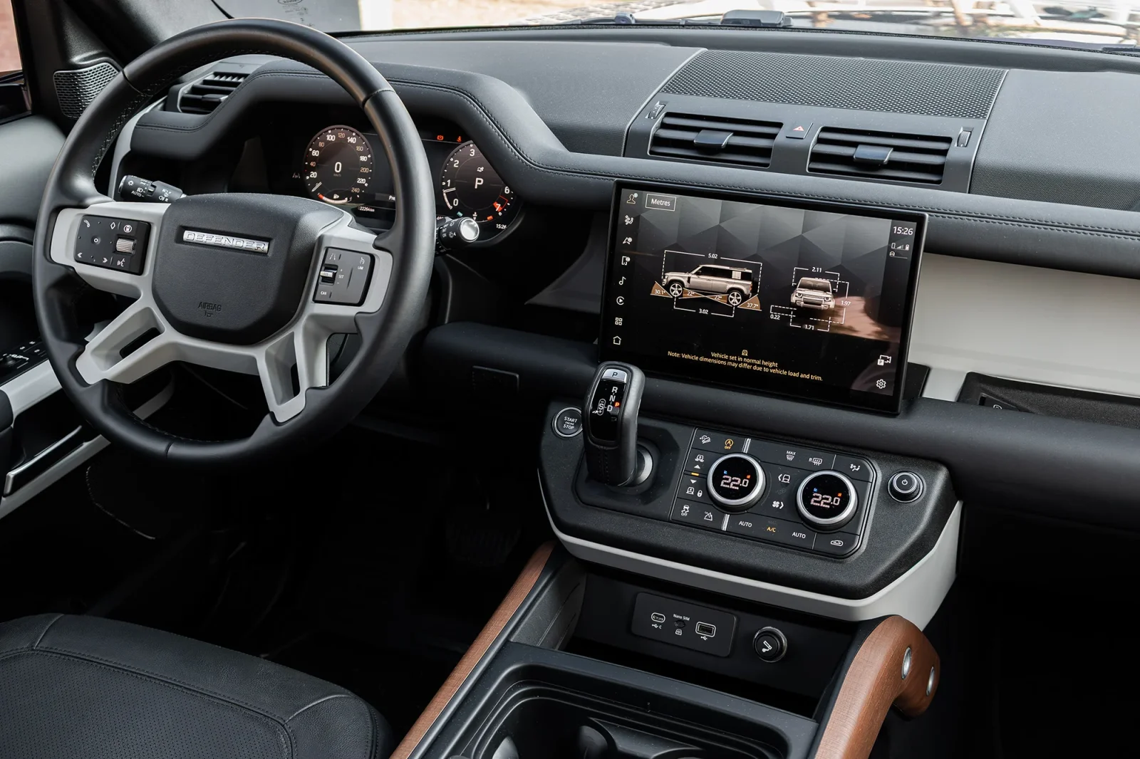 Kiralık Land Rover Defender  Gri 2024 içinde Dubai - 13 