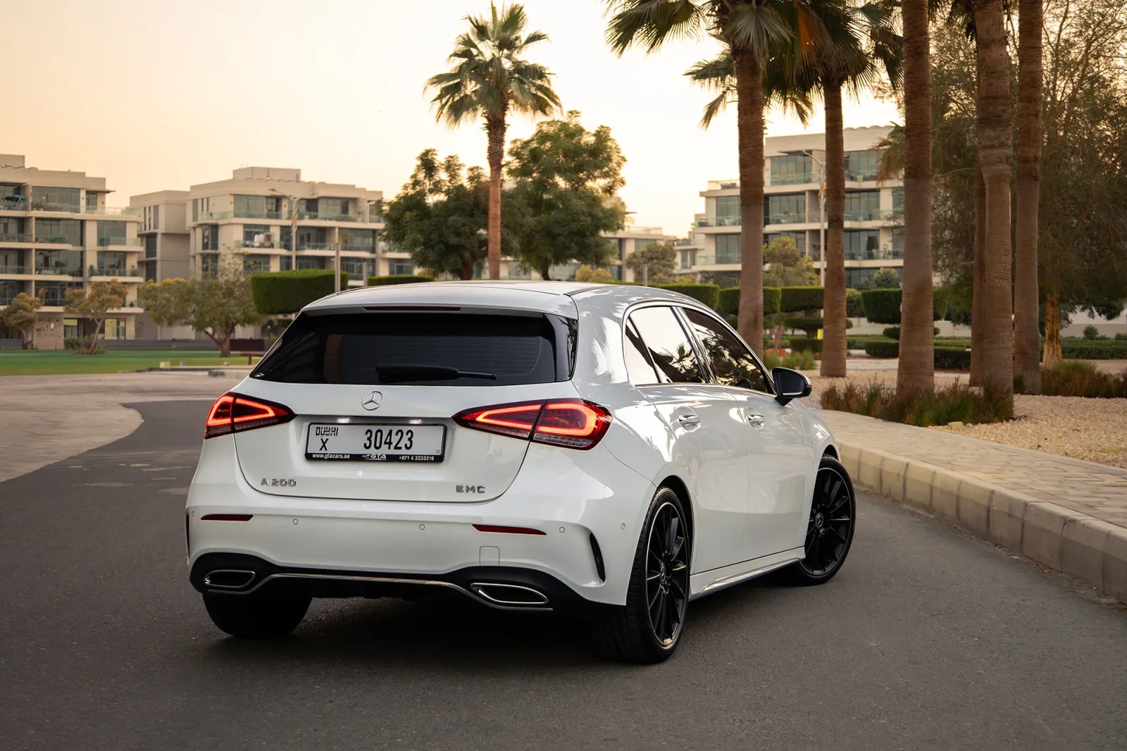 Miete Mercedes-Benz A-Class 200 Weiß 2023 in der Dubai - 7 