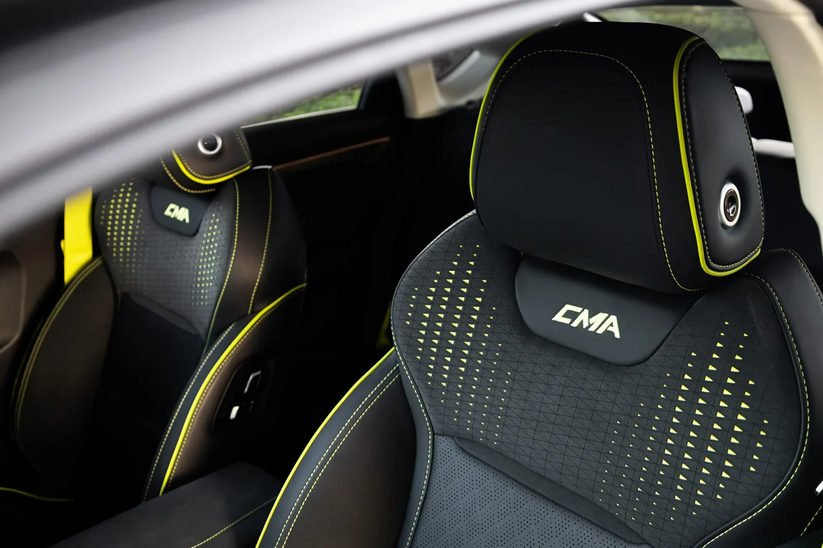 Loyer Geely Tugella GF Gris 2024 en Dubai - 5 