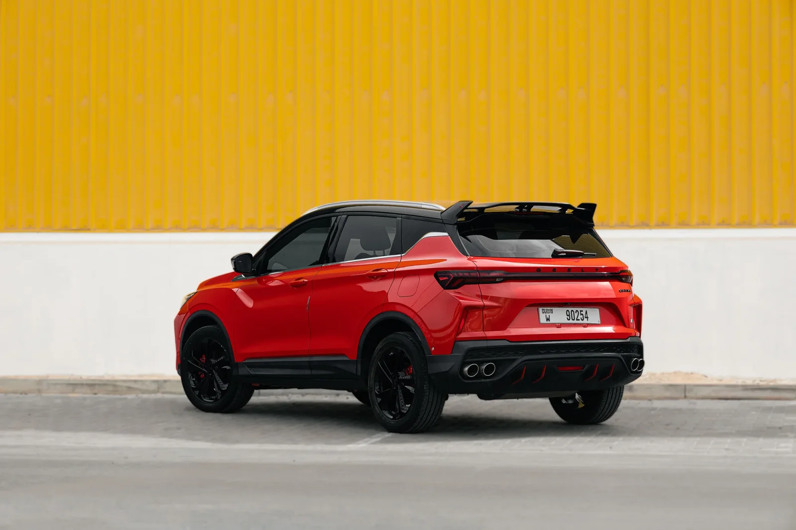 Affitto Geely Coolray GF Rosso 2024 in Dubai - 8 