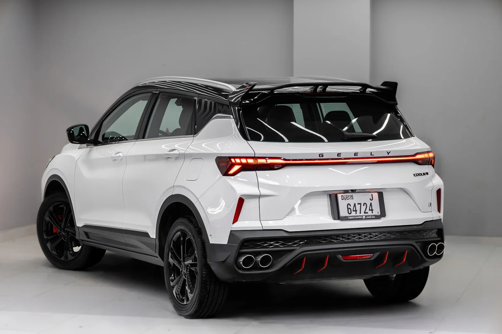 Affitto Geely Coolray GF Bianco 2024 in Dubai - 4 