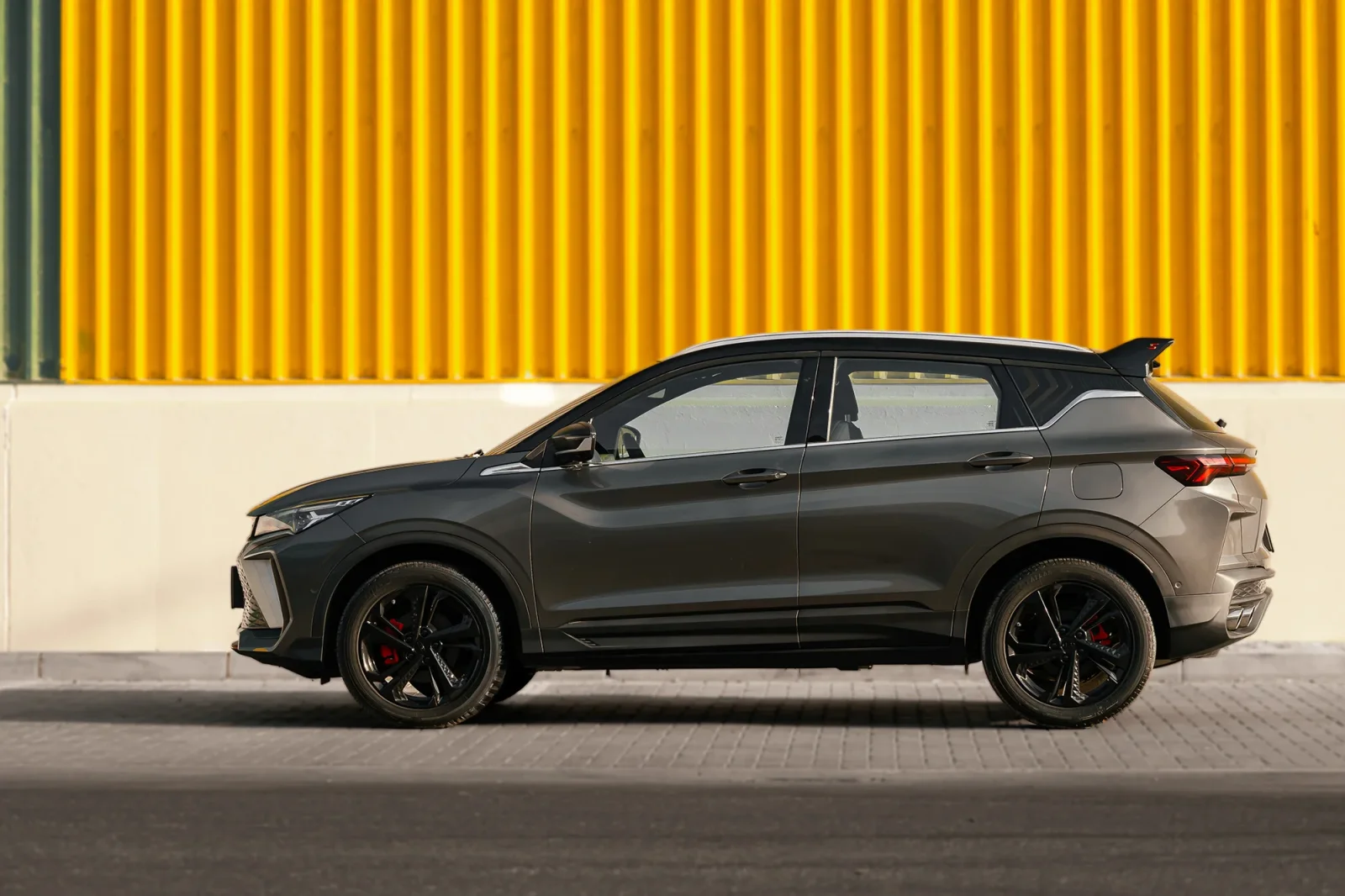 Loyer Geely Coolray GF Gris 2024 en Dubai - 7 