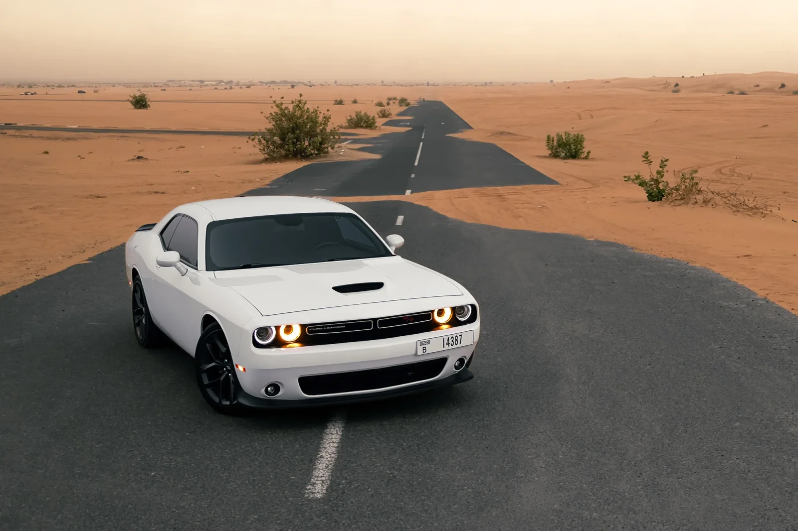 Rent Dodge Challenger R/T White 2022 in Dubai - 12 