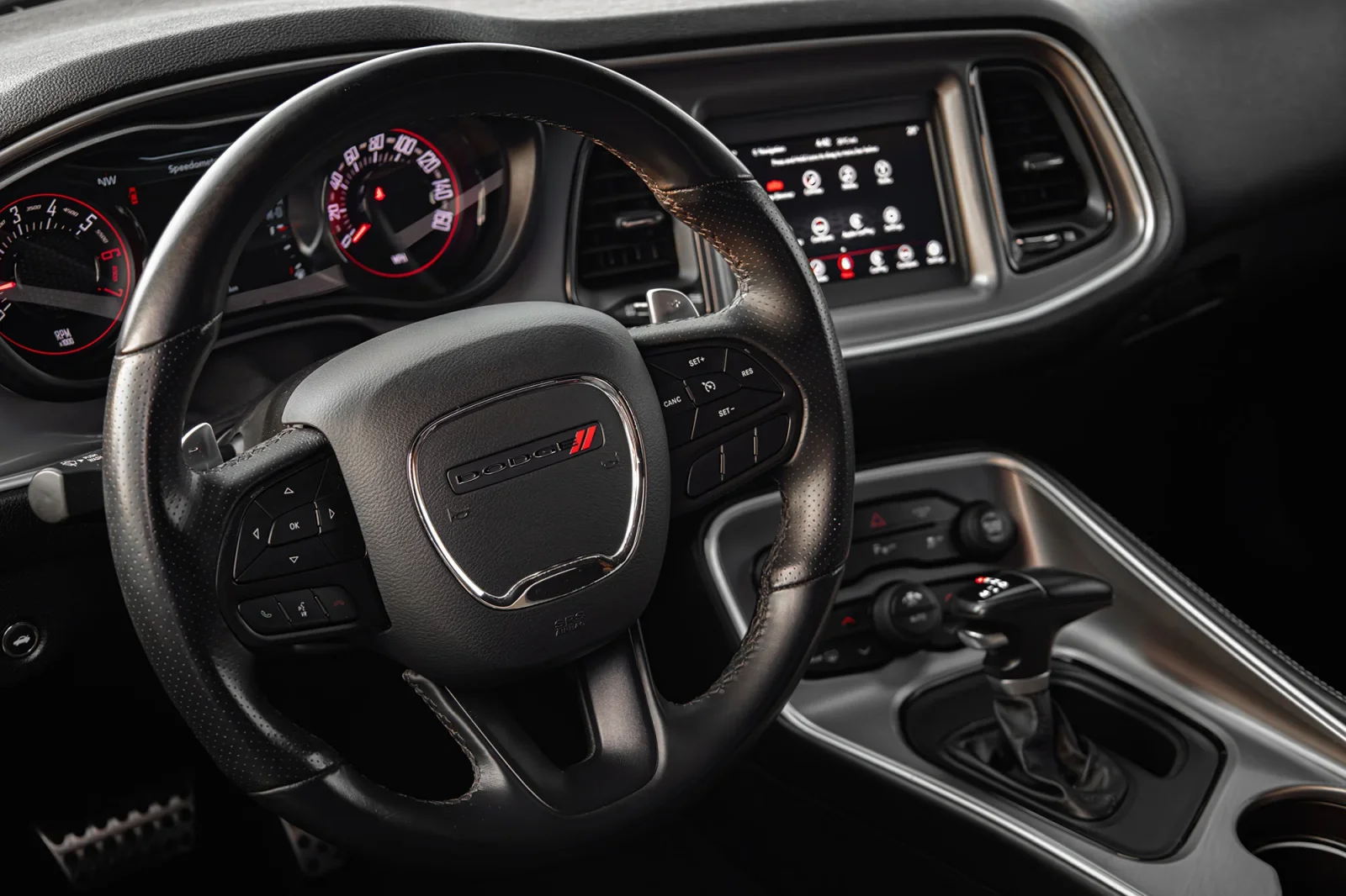 Rent Dodge Challenger R/T White 2022 in Dubai - 4 