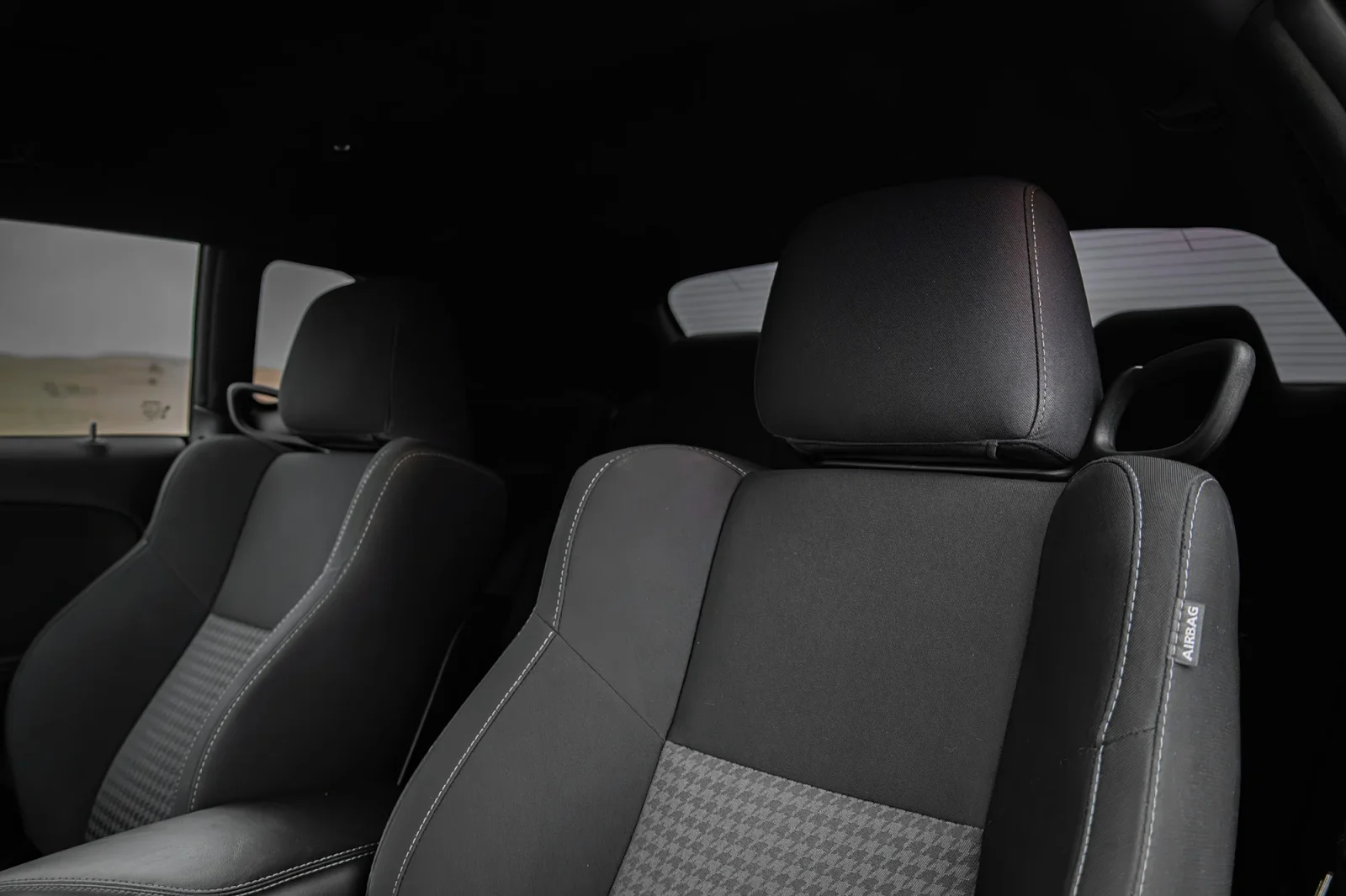 Rent Dodge Challenger R/T White 2022 in Dubai - 3 