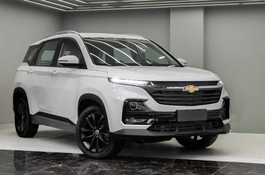 Chevrolet Captiva White 2026