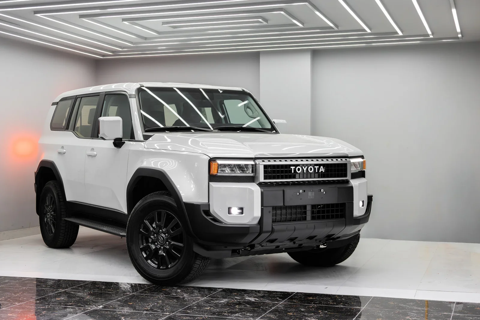 Affitto Toyota Land Cruiser Prado 250 Bianco 2025 in Dubai