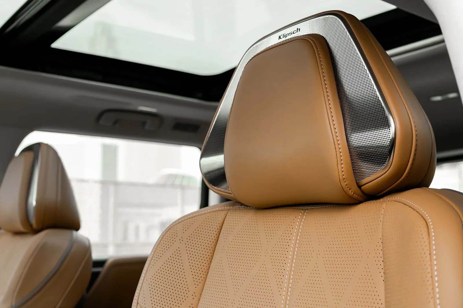 Loyer Infiniti QX80  Noir 2025 en Dubai - 3 