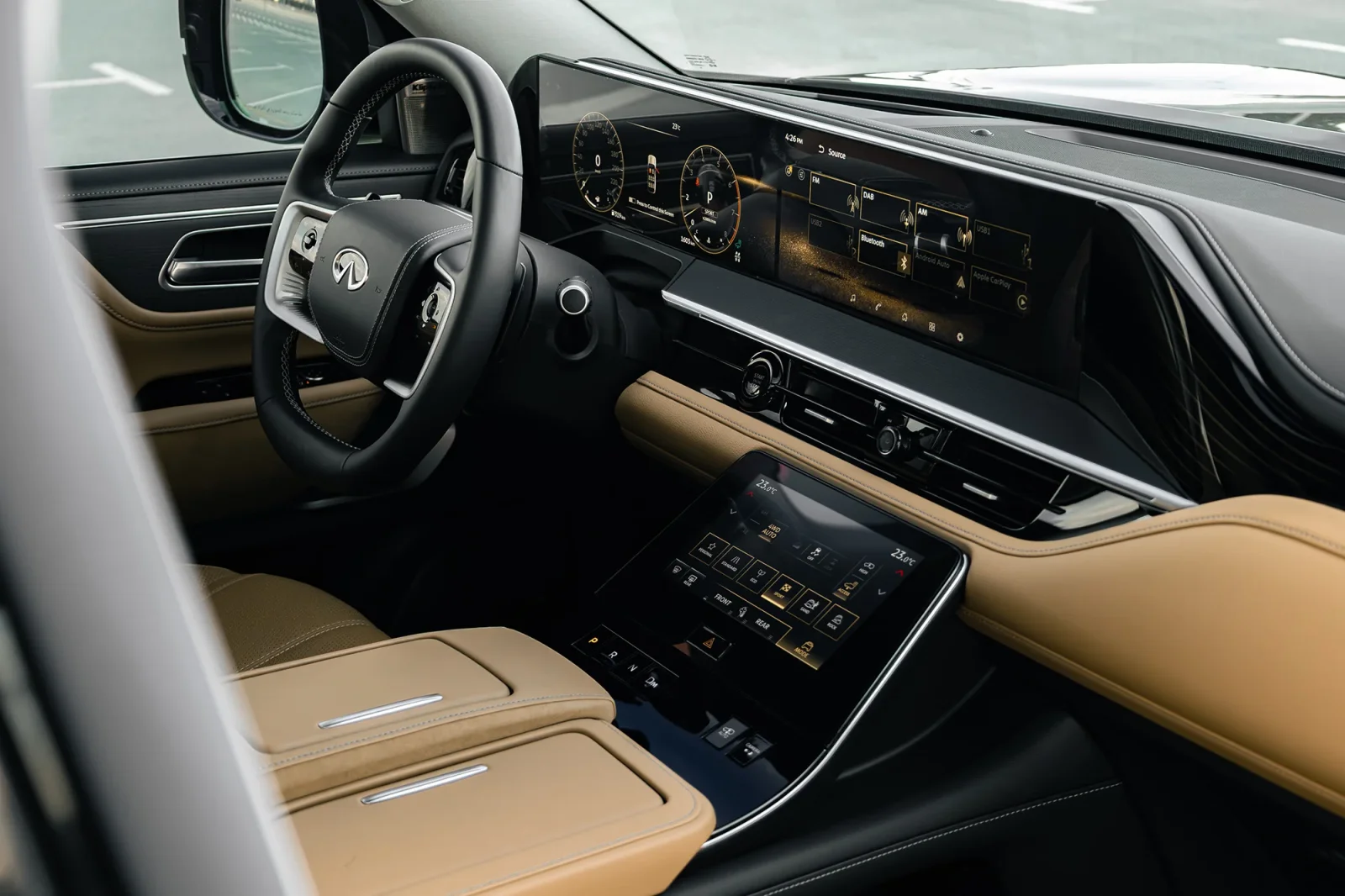 Kiralık Infiniti QX80  Siyah 2025 içinde Dubai - 3 