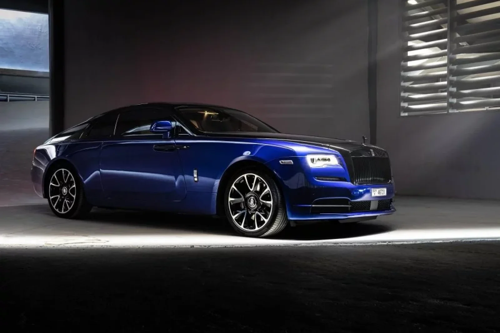 Alquiler Rolls-Royce Wraith  Azul 2020 en Dubái