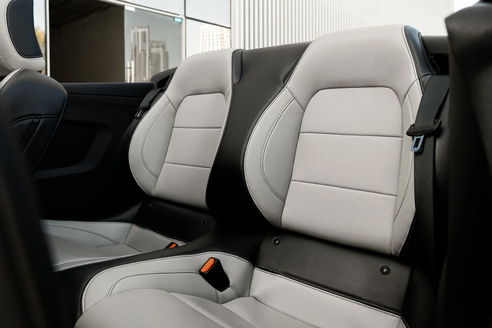 Аренда Ford Mustang  Белый 2024 в Дубае - 7 