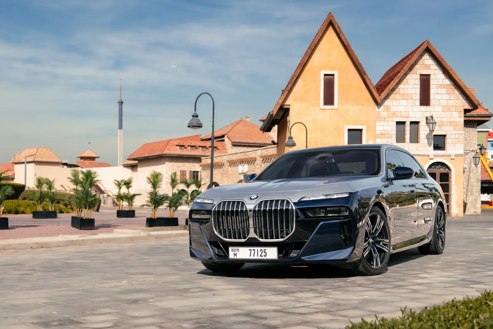 Alquiler BMW 7-Series 740i Individual Azul 2023 en Dubái - 9 