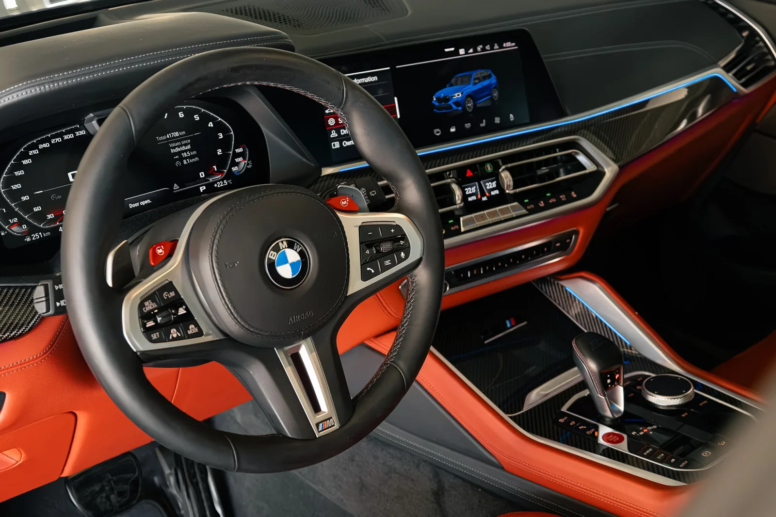 Аренда BMW X5 M Competition Синий 2022 в Дубае - 3 