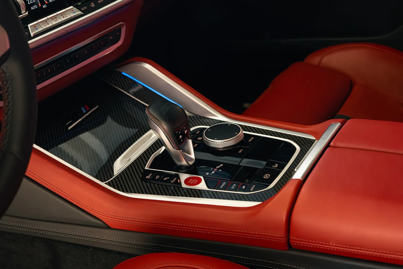 Аренда BMW X5 M Competition Синий 2022 в Дубае - 7 