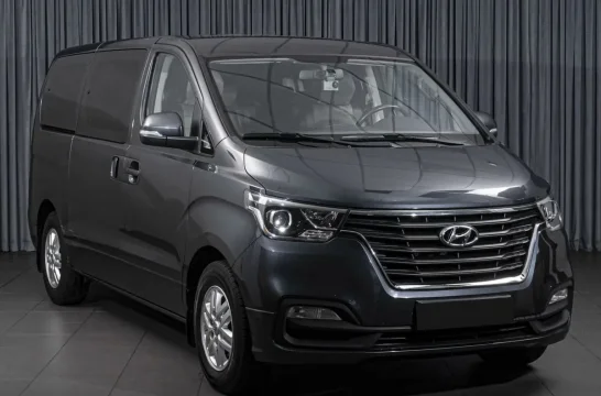 Hyundai H1 Zwart 2021