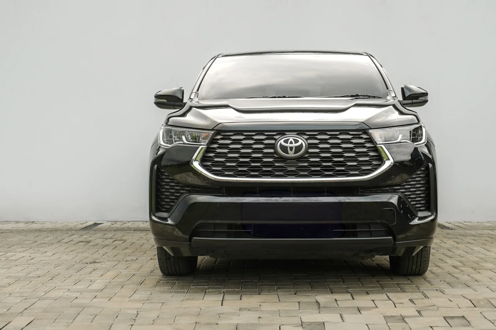 Rent Toyota Innova  Black 2022 in Dubai - 3 