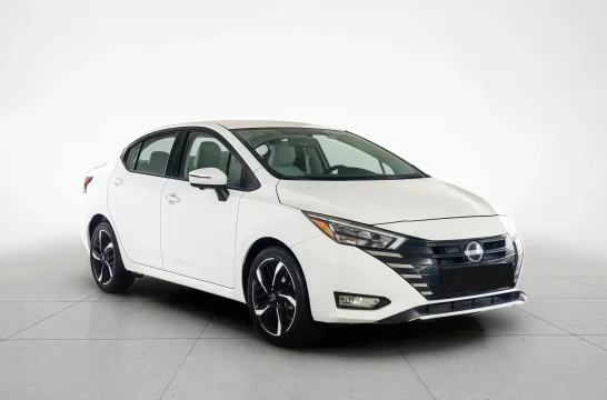 Nissan Sunny White 2023