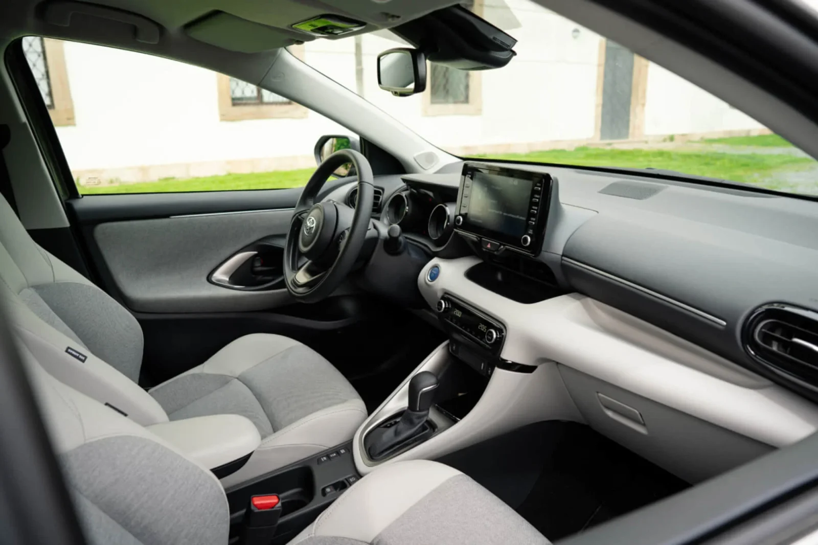 Rent Toyota Yaris  Grey 2023 in Dubai - 4 