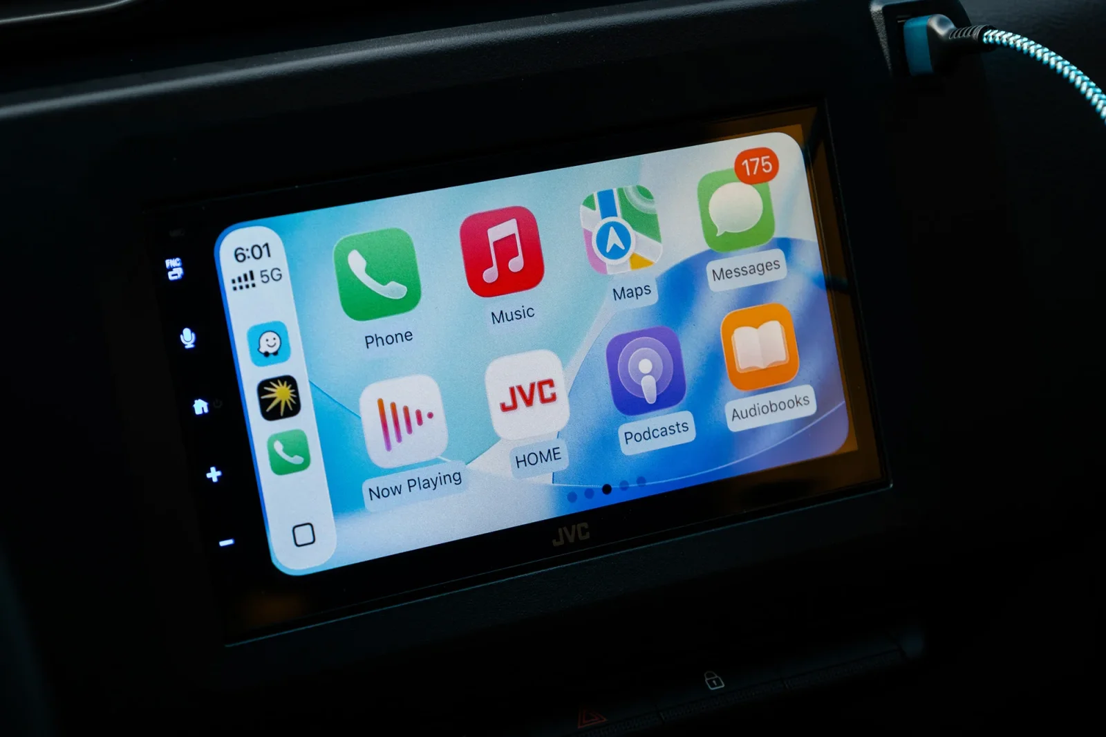 Affitto Nissan Magnite  Bianco 2025 in Dubai - 5 