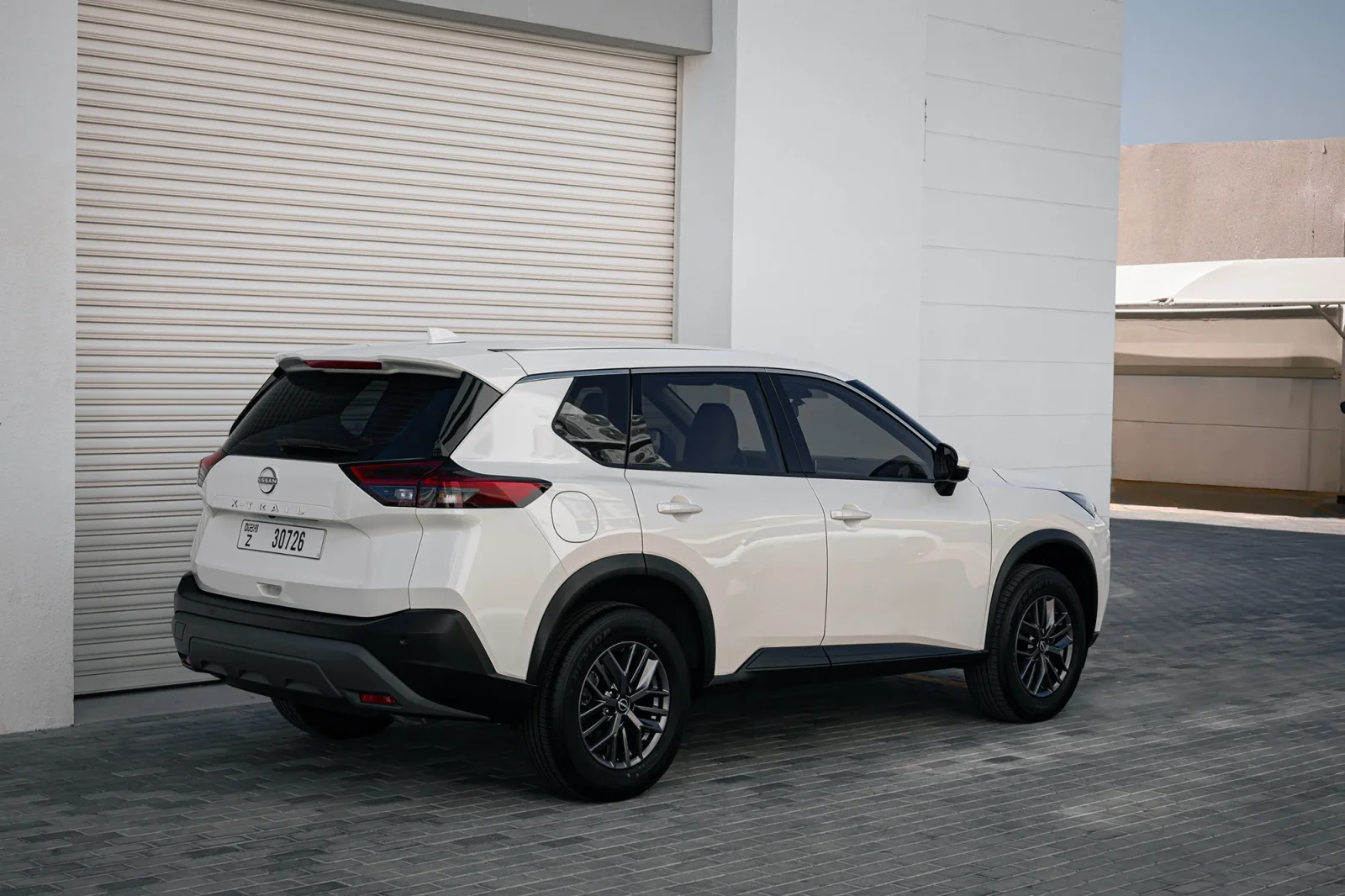 Loyer Nissan X-Trail  Blanc 2026 en Dubai - 7 