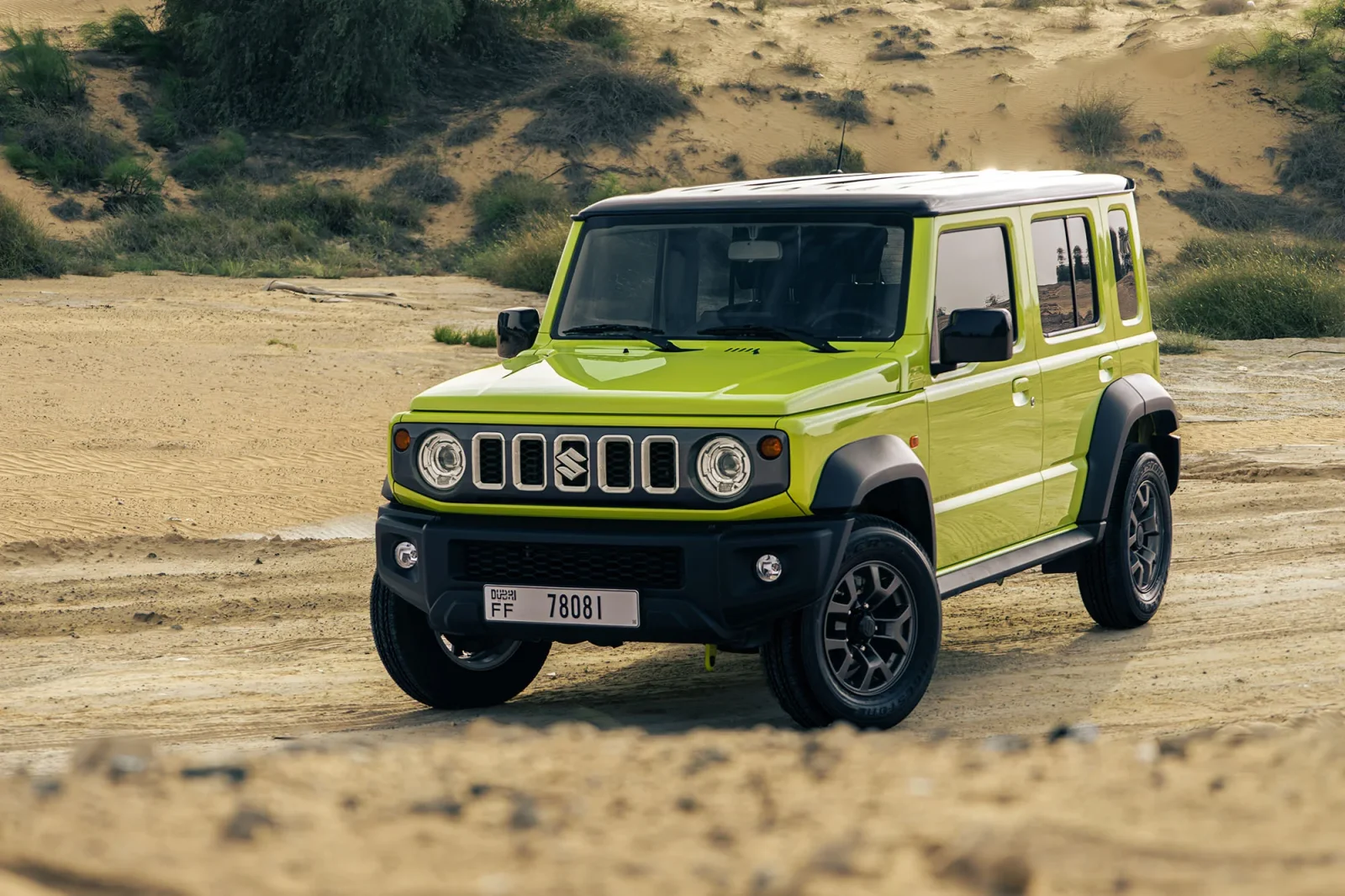 Loyer Suzuki Jimny  Jaune 2026 en Dubai - 2 