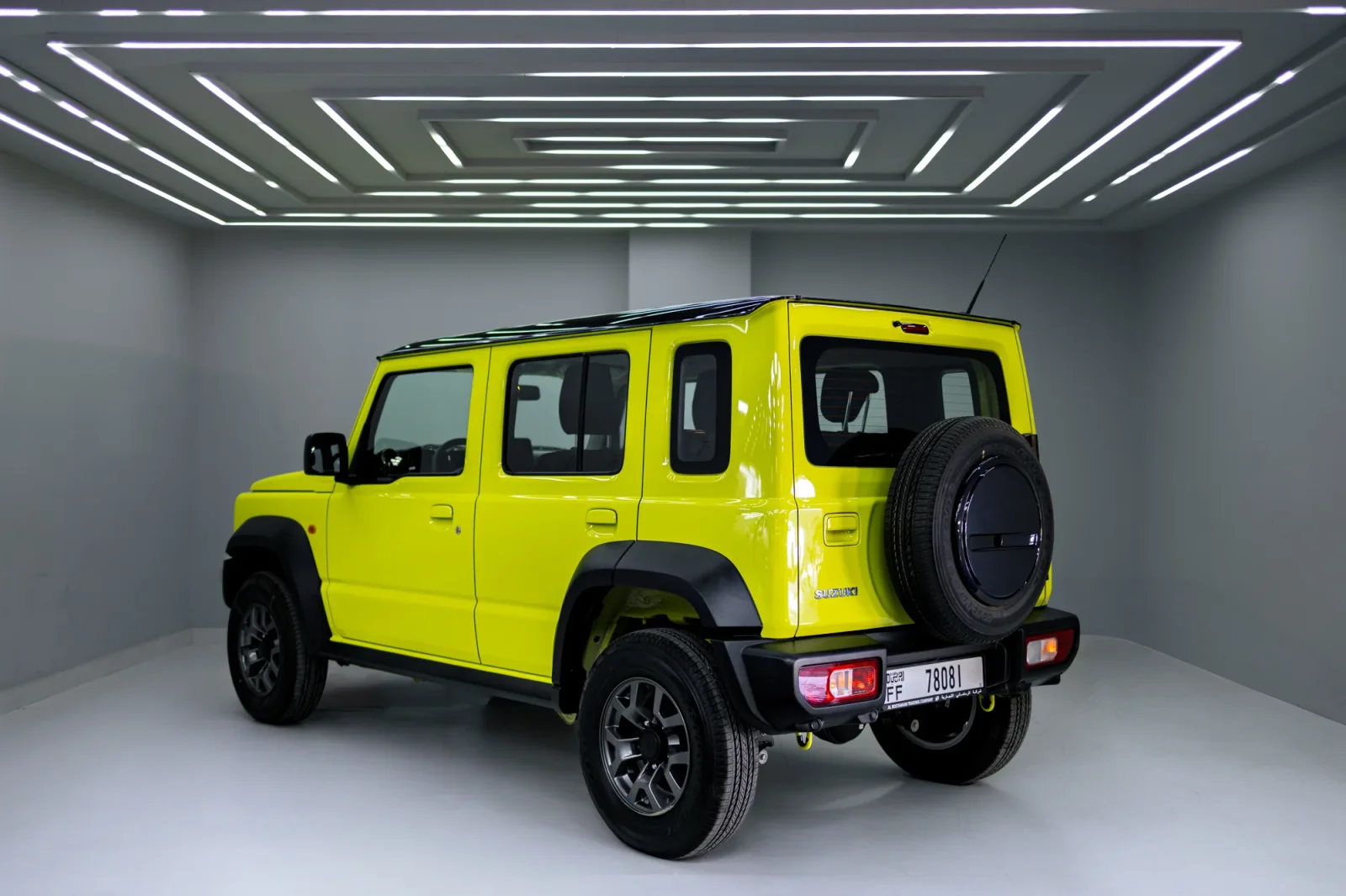 Loyer Suzuki Jimny  Jaune 2026 en Dubai - 9 