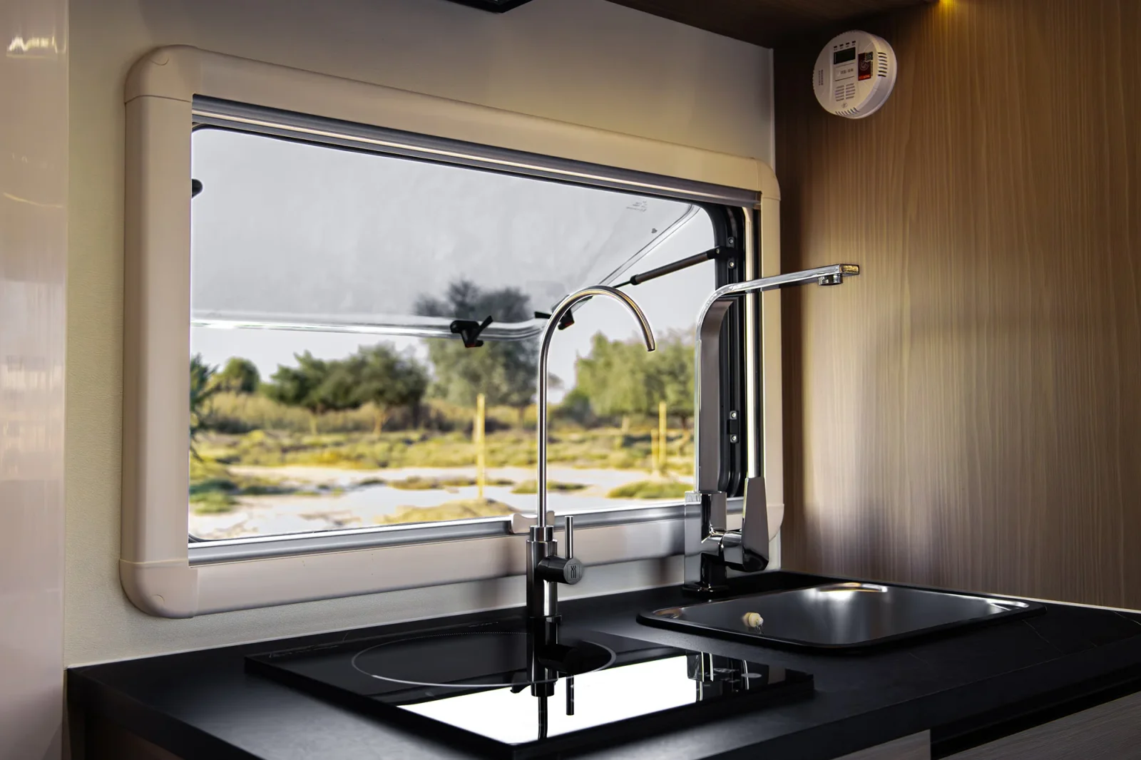 Alquiler Changan Hunter RV Gris 2025 en Dubái - 11 