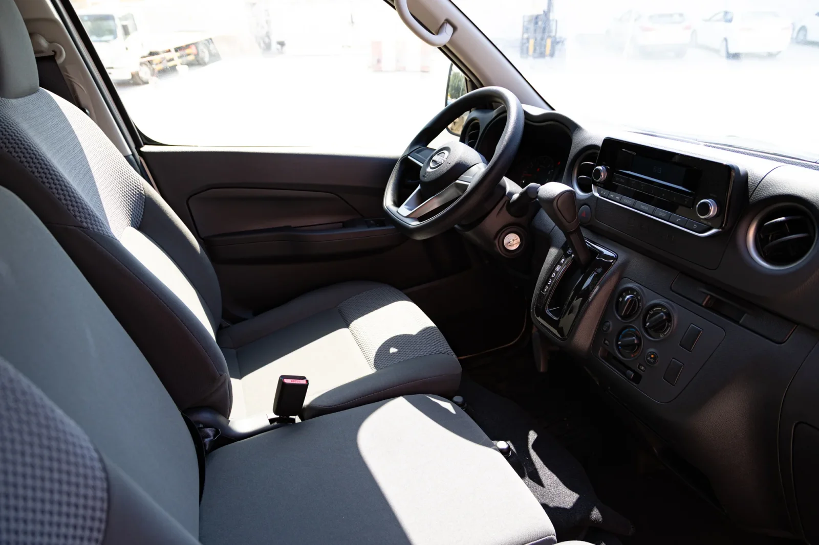 Rent Nissan Urvan  White 2026 in Dubai - 9 