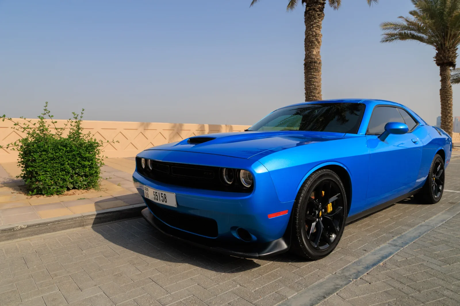 Miete Dodge Challenger GT Blau 2023 in der Dubai - 2 