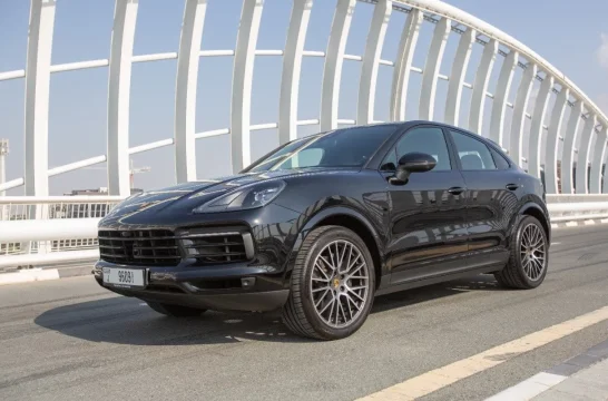 Porsche Cayenne Coupe Schwarz 2022