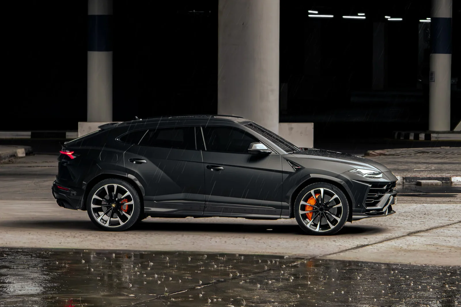 Rent Lamborghini Urus  Black 2021 in Dubai - 10 