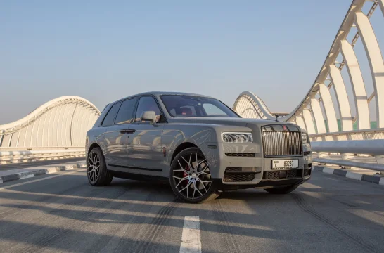 Rolls-Royce Cullinan Black Badge Mansory Grau 2022