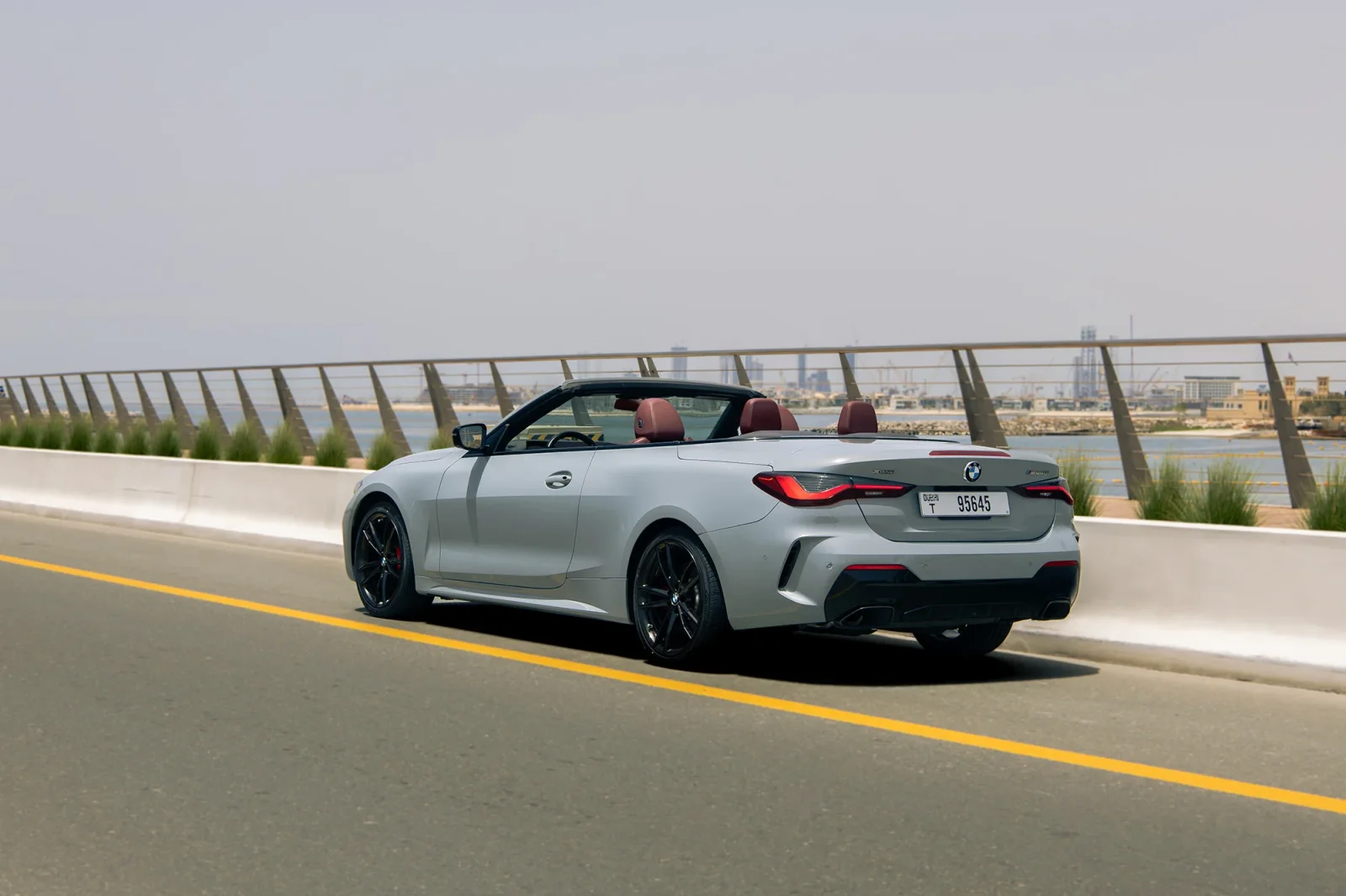 Alquiler BMW 4-Series 440 Gris 2024 en Dubái - 9 