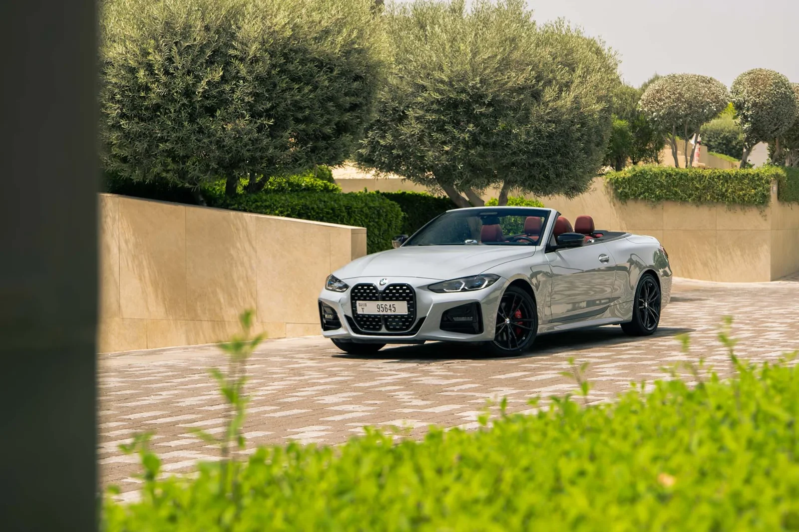 Alquiler BMW 4-Series 440 Gris 2024 en Dubái - 19 