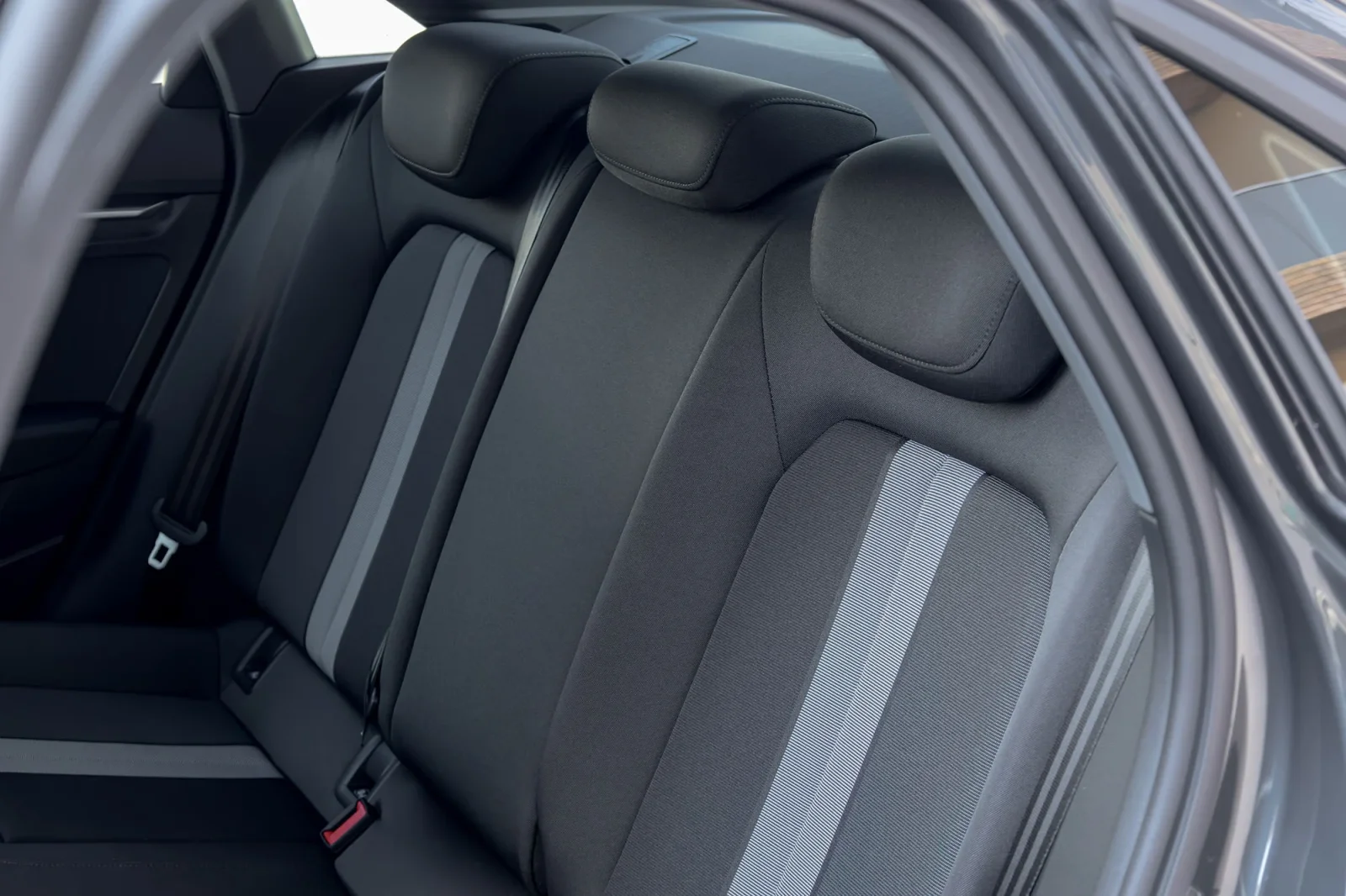 Alquiler Audi A3  Gris 2026 en Dubái - 8 