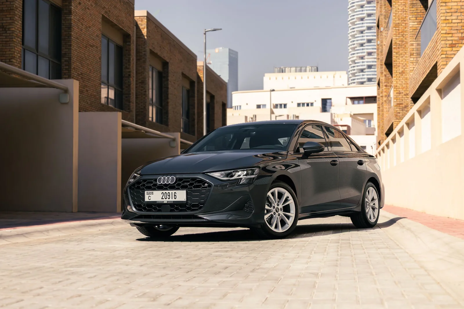 Alquiler Audi A3  Gris 2026 en Dubái