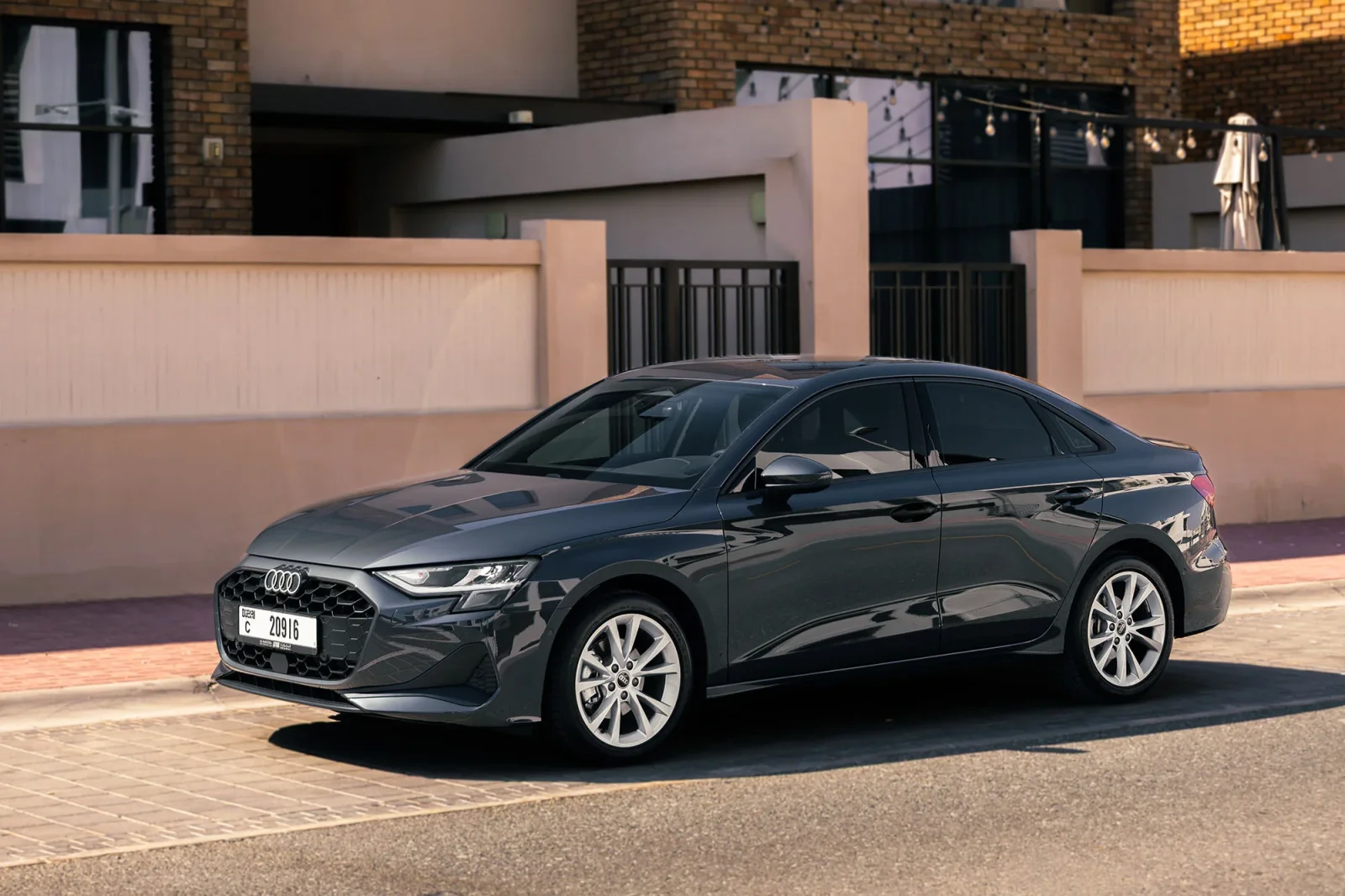 Alquiler Audi A3  Gris 2026 en Dubái - 12 