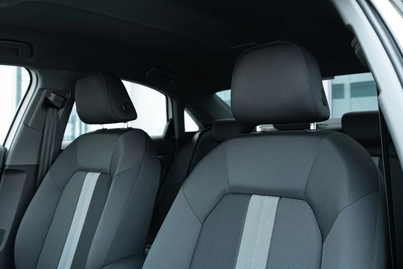 Rent Audi A3  White 2026 in Dubai - 10 