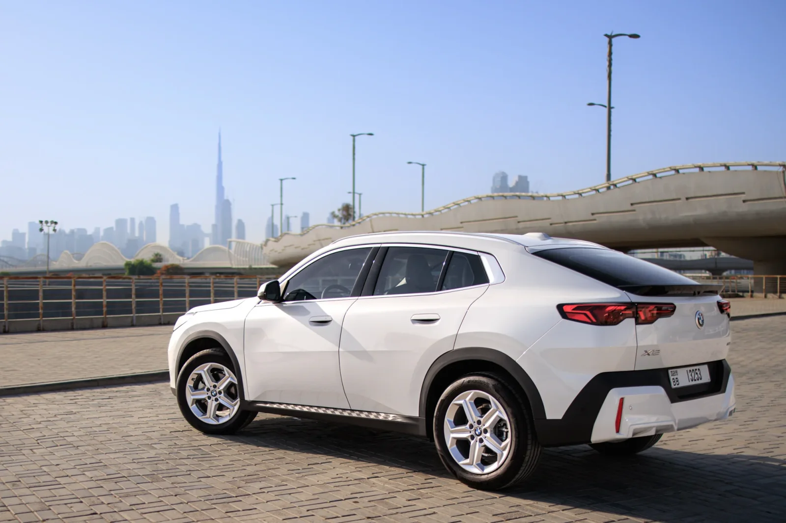 Kiralık BMW X2  Beyaz 2026 içinde Dubai - 7 