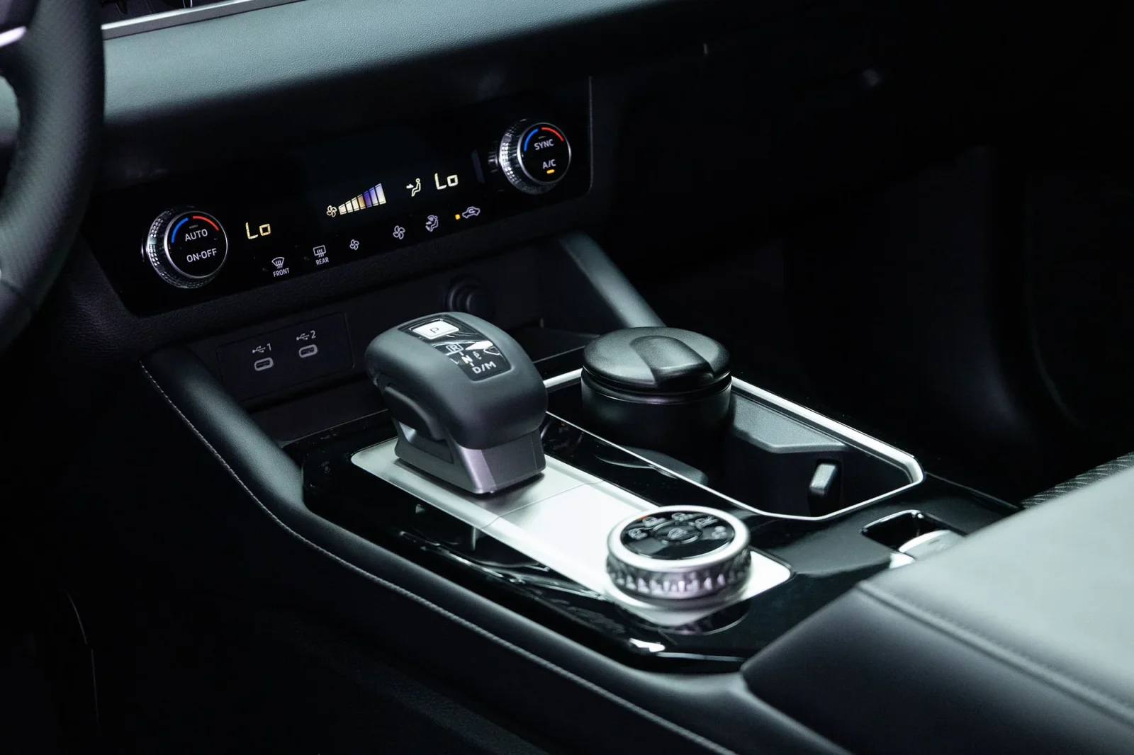 Rent Mitsubishi Outlander  Black 2026 in Dubai - 3 
