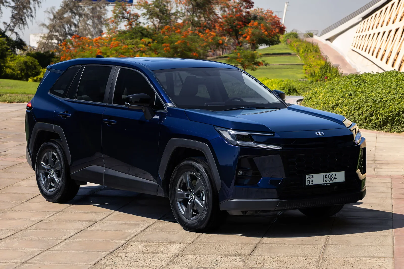 Loyer Toyota RAV4  Bleu 2026 en Dubai - 9 