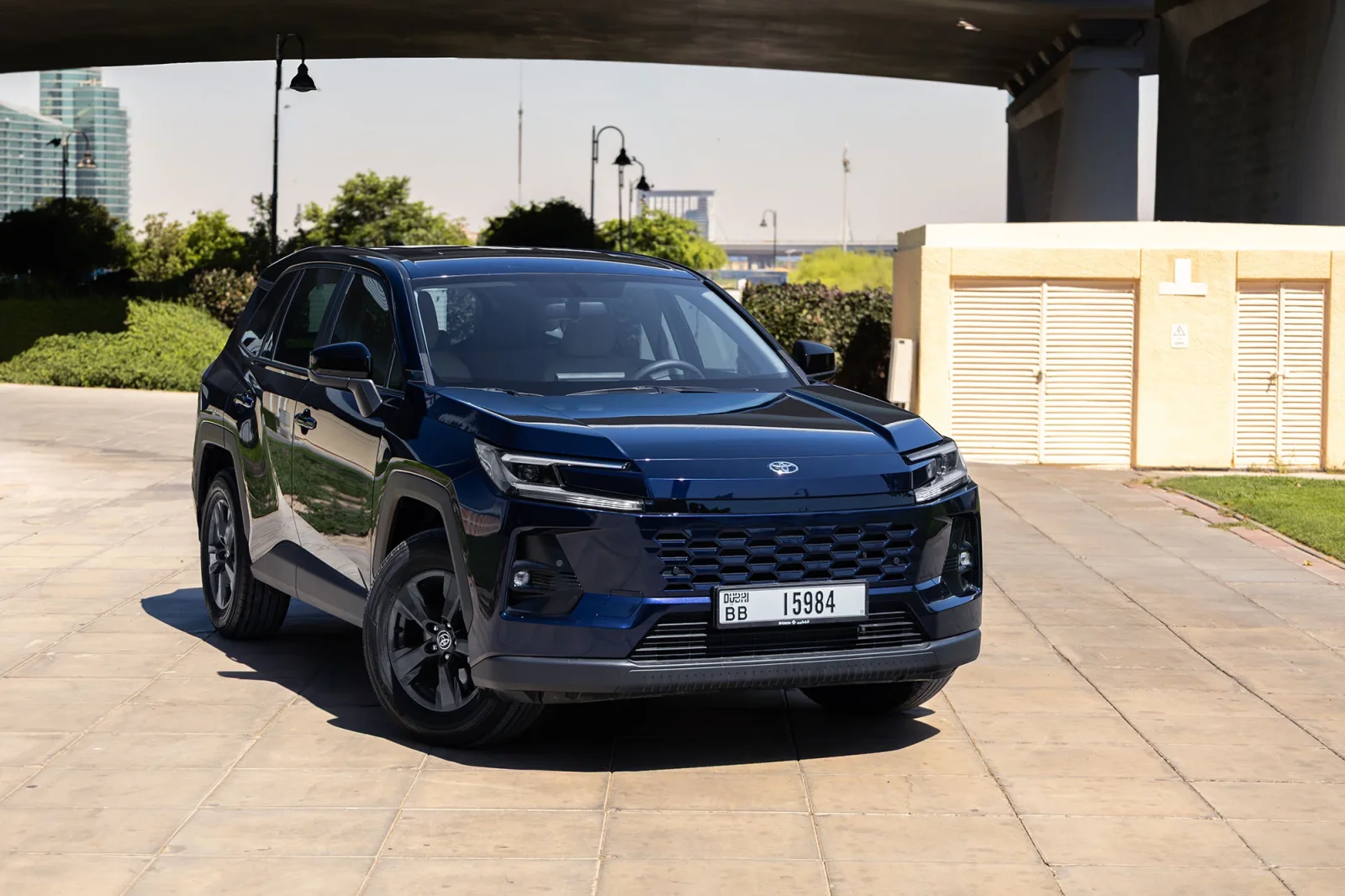 Loyer Toyota RAV4  Bleu 2026 en Dubai - 2 