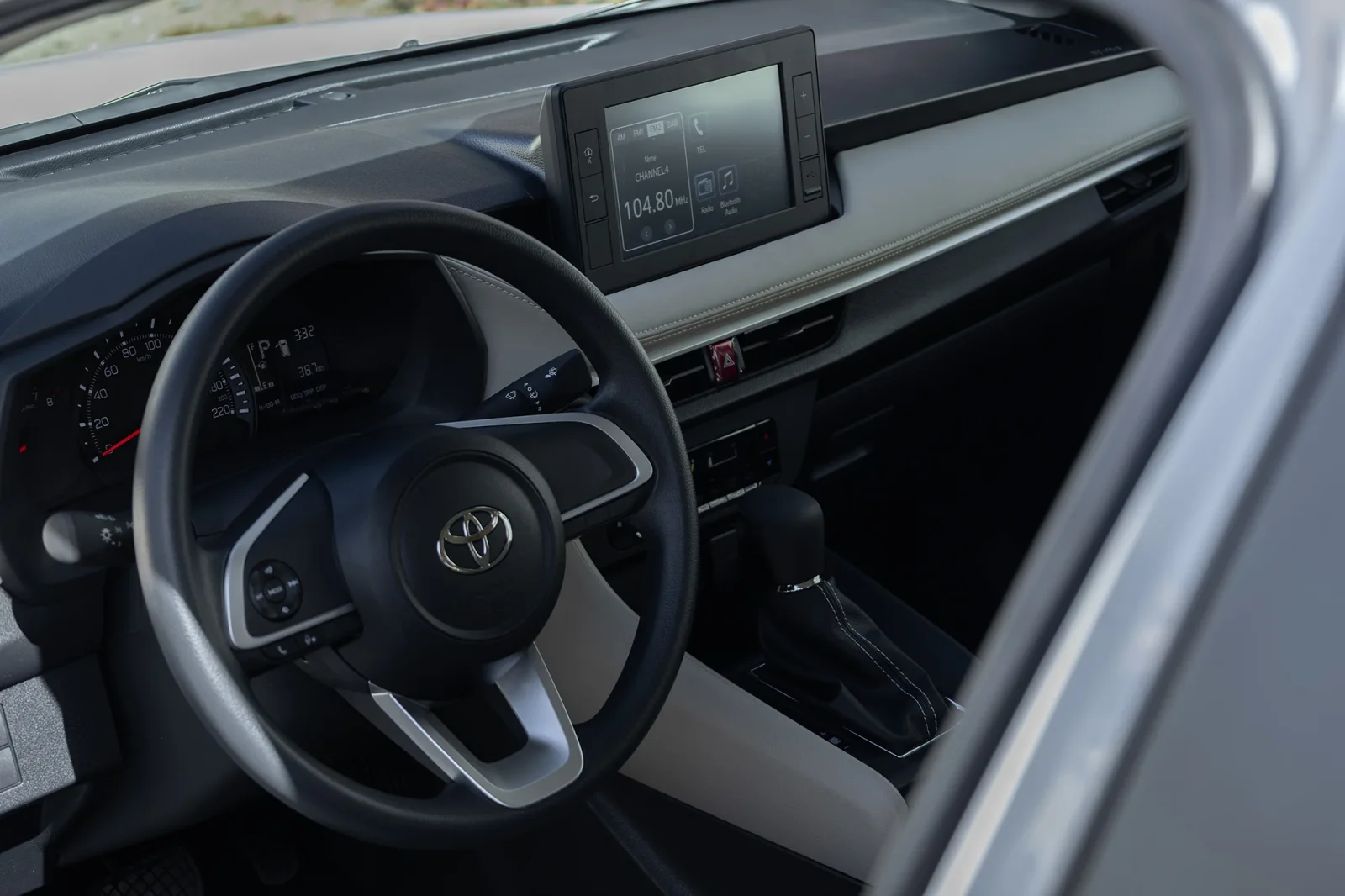 Rent Toyota Yaris  White 2026 in Dubai - 4 