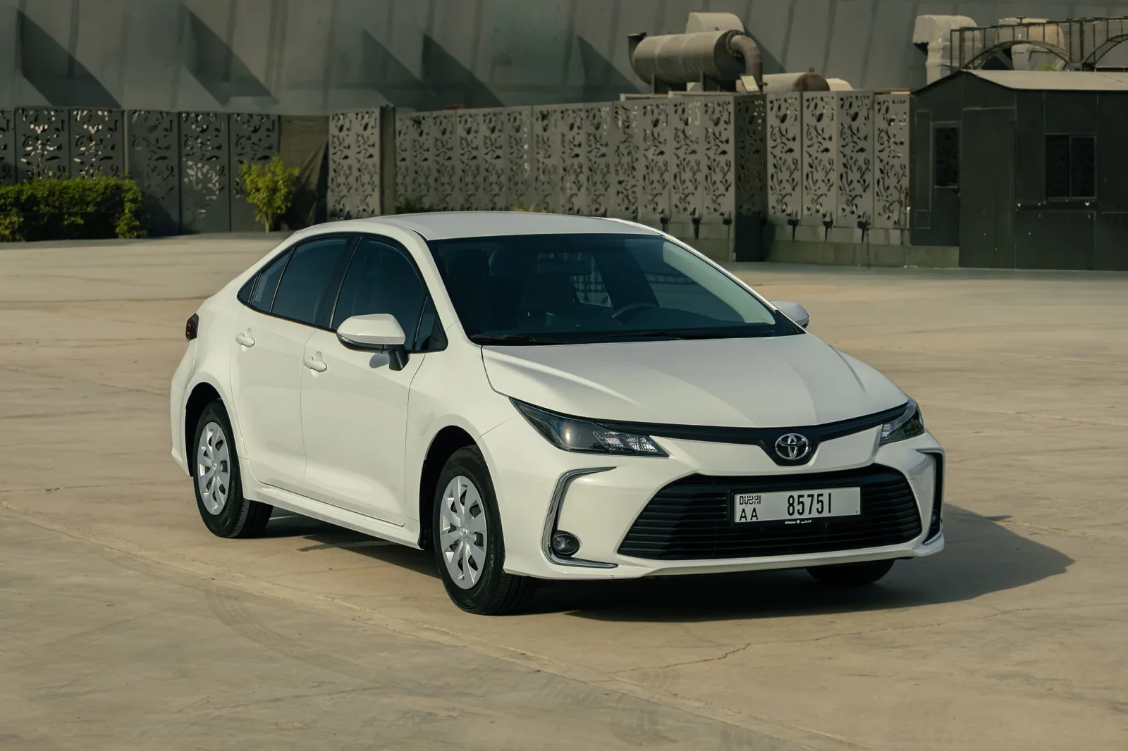 Аренда Toyota Corolla  Белый 2026 в Дубае - 9 