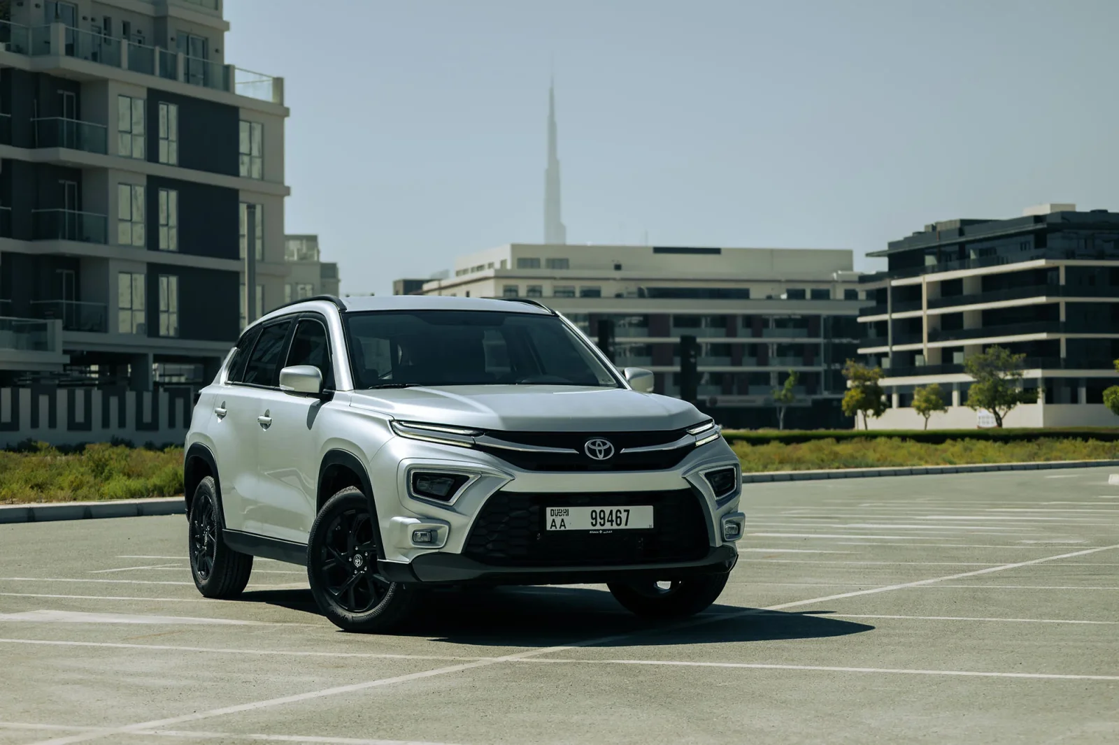 Kiralık Toyota Urban Cruiser  Gümüş 2026 içinde Dubai