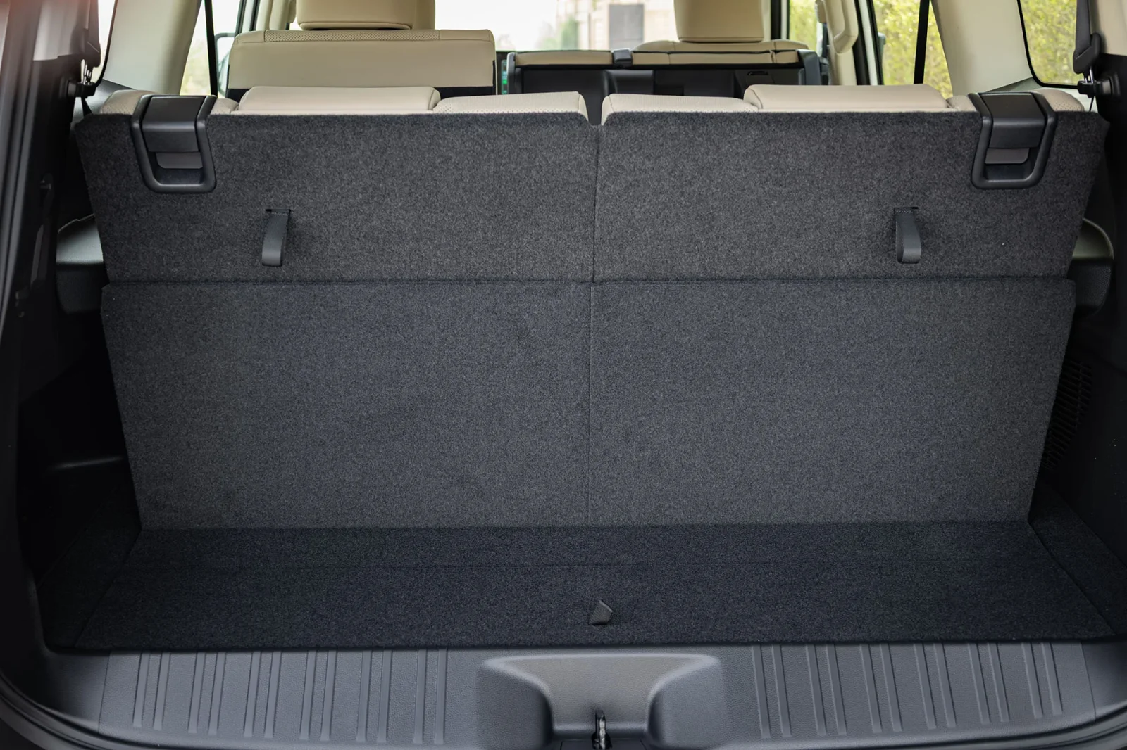 Loyer Toyota Land Cruiser Prado  Blanc 2026 en Dubai - 17 