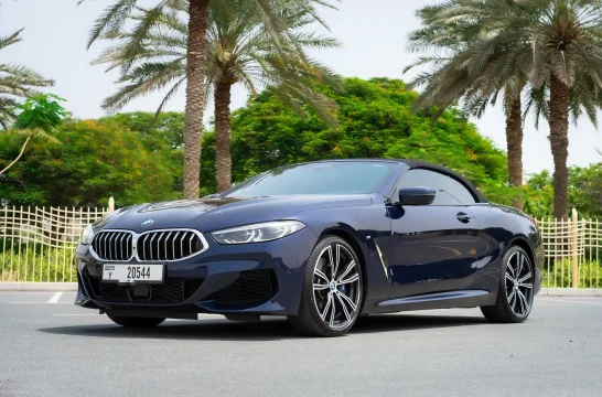 BMW 8-Series 840i Bleu 2020