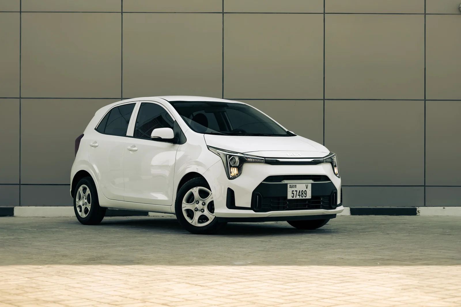 Аренда Kia Picanto  Белый 2026 в Дубае - 8 