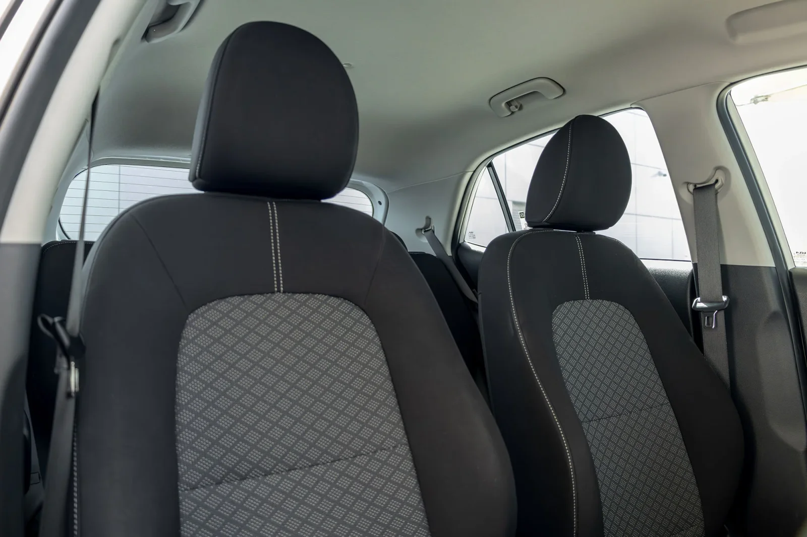 Аренда Kia Picanto  Белый 2026 в Дубае - 11 
