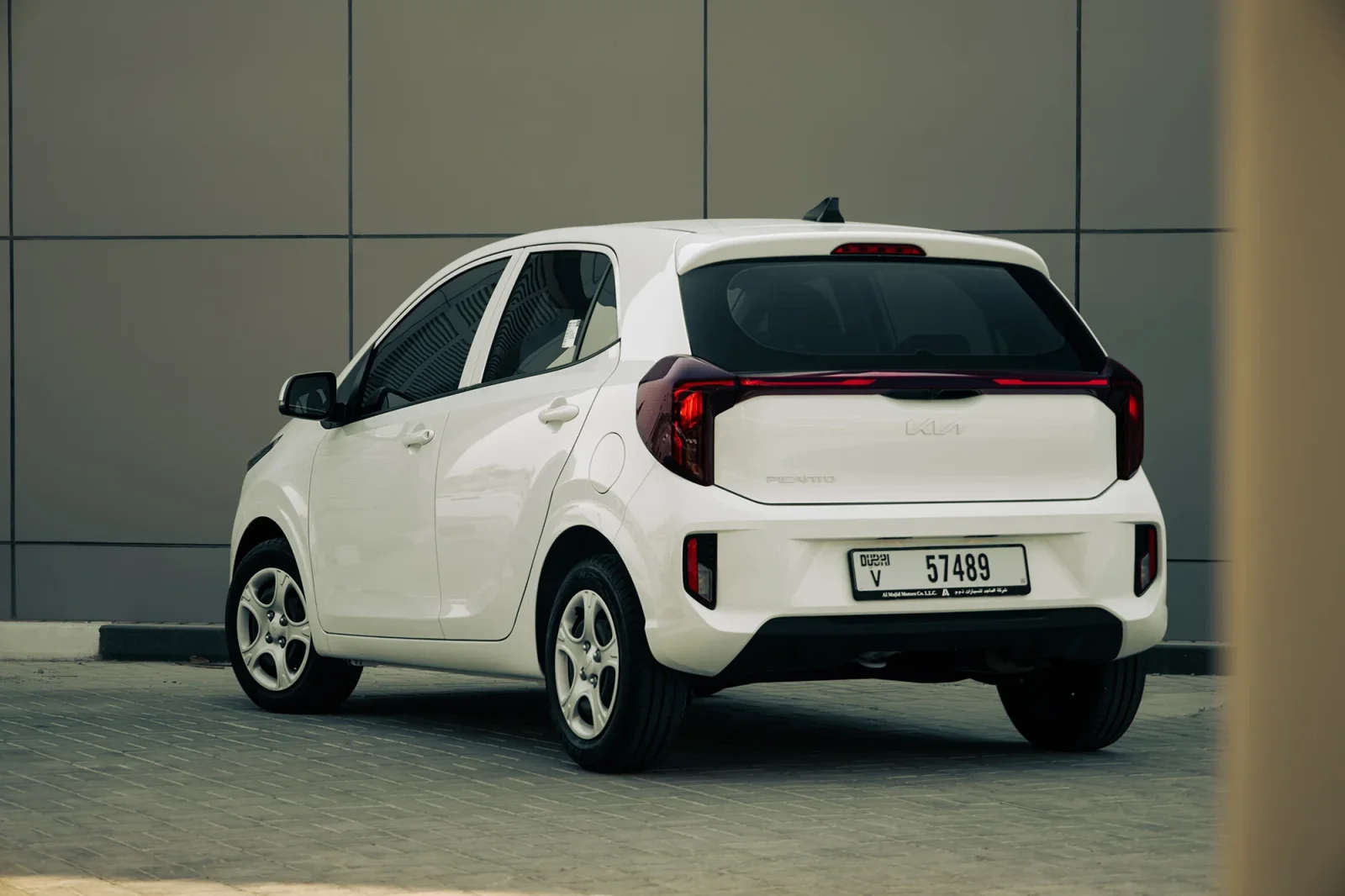 Аренда Kia Picanto  Белый 2026 в Дубае - 9 